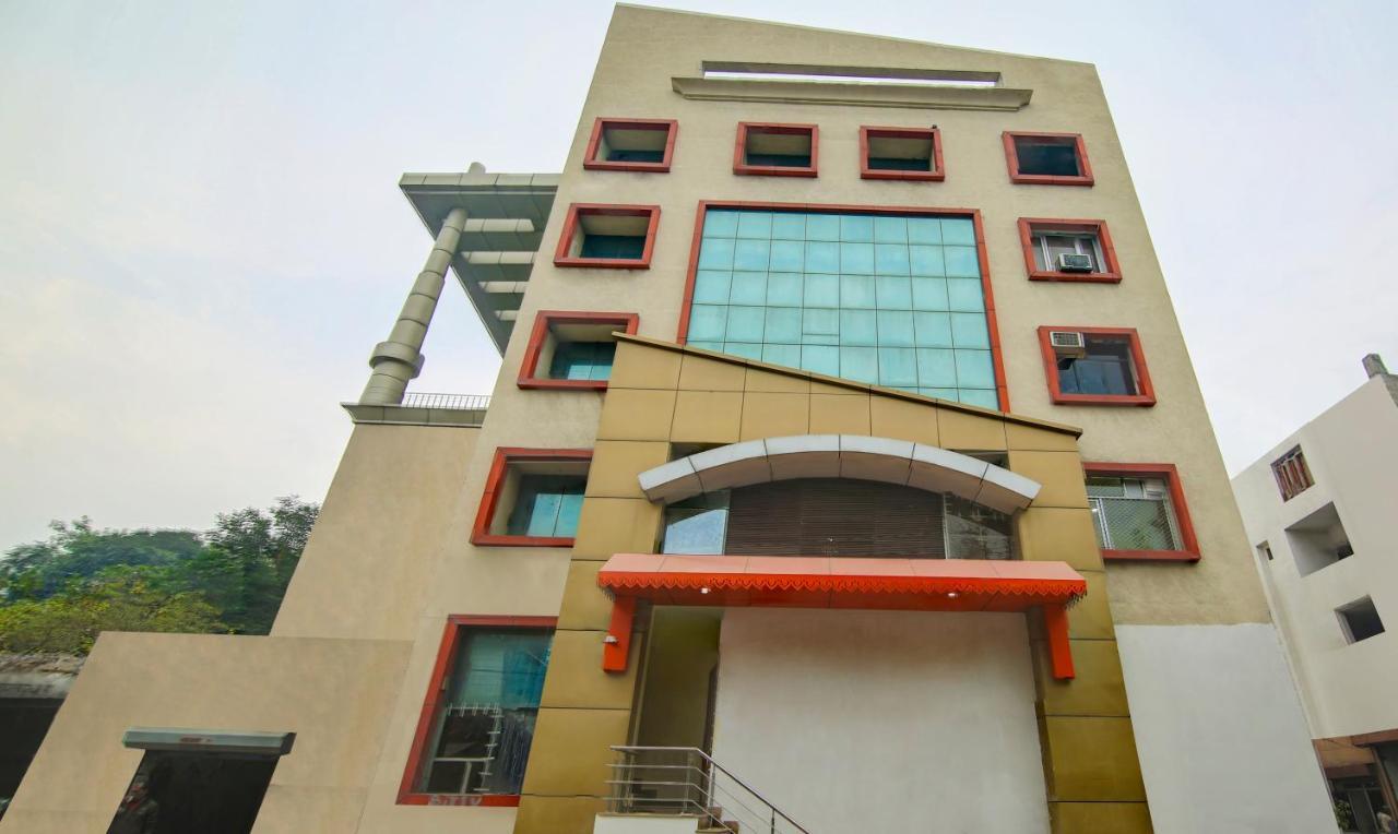 Itsy Hotels Oasis Inn Jalandhar Esterno foto