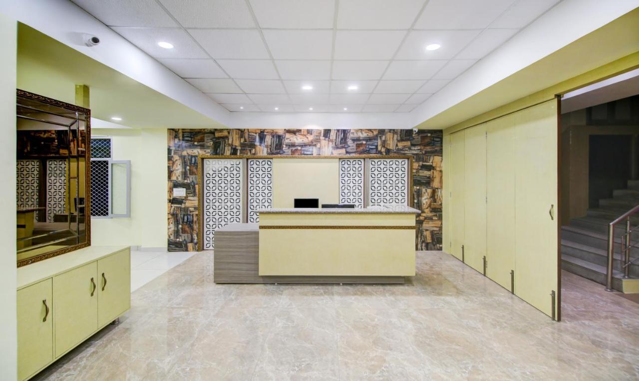 Itsy Hotels Oasis Inn Jalandhar Esterno foto